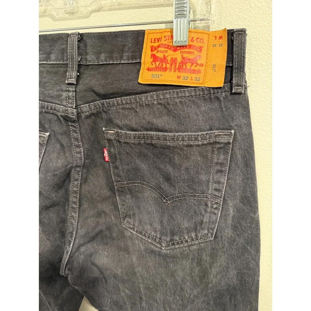 Levi's 501 Straight Jeans Men's 32x32 Black‎ Denim Cotton Dark Wash 5 Pocket